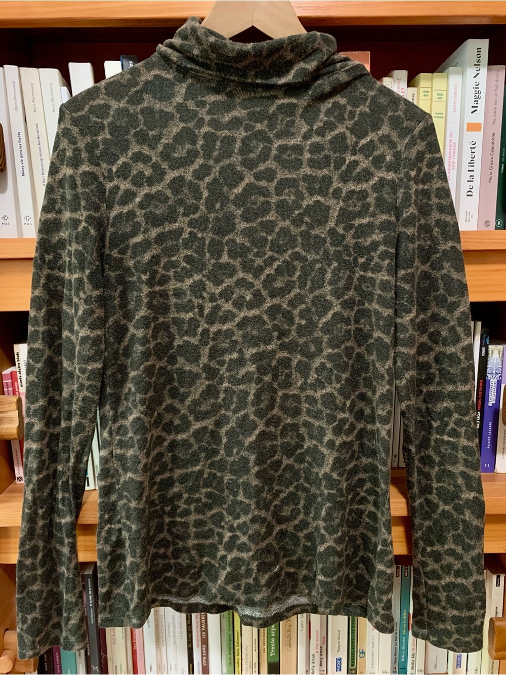 Women’s Leopard Print Turtleneck Top